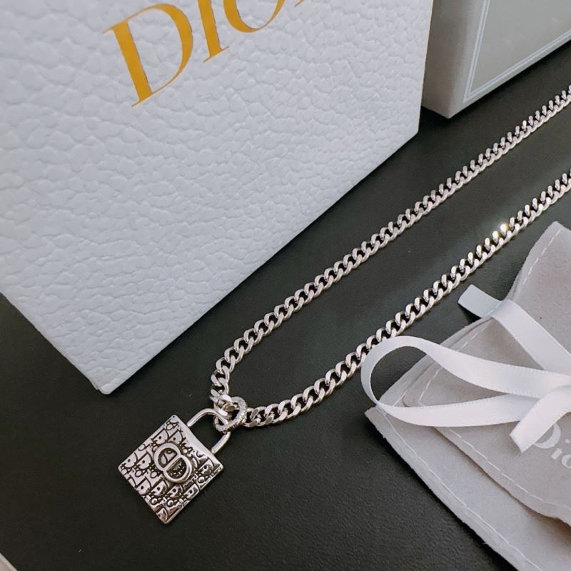 Christian Dior Necklaces